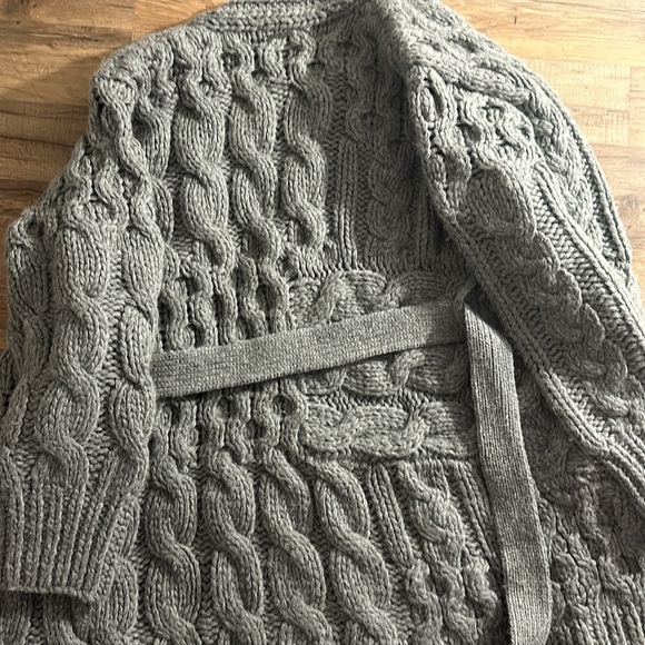 Michael Kors Sweater - Picture 2 of 3